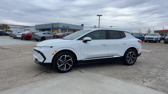 new 2025 Chevrolet Equinox car, priced at $44,090