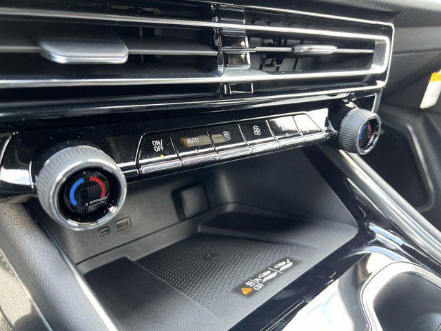 new 2025 Chevrolet Traverse car, priced at $55,840