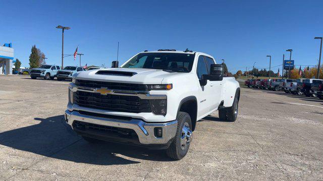 new 2026 Chevrolet Silverado 3500 car, priced at $77,180