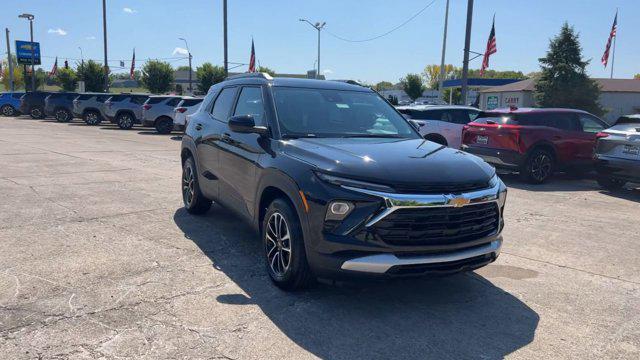 new 2025 Chevrolet TrailBlazer car, priced at $26,835