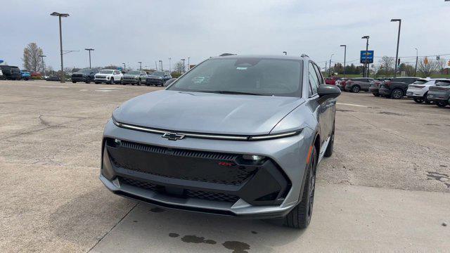 new 2025 Chevrolet Equinox EV car, priced at $45,090