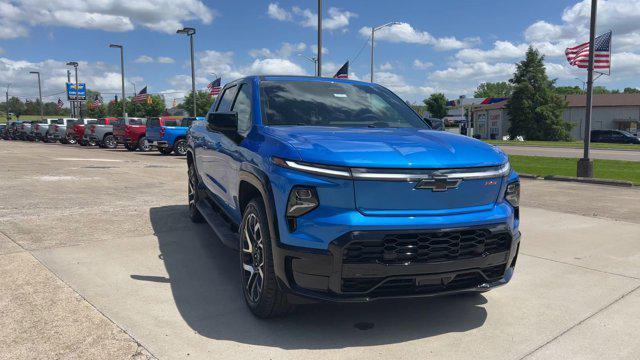 new 2025 Chevrolet Silverado EV car, priced at $98,290