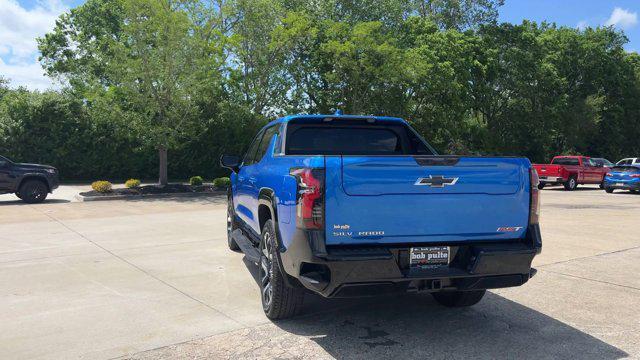 new 2025 Chevrolet Silverado EV car, priced at $98,290