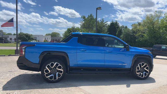 new 2025 Chevrolet Silverado EV car, priced at $98,290