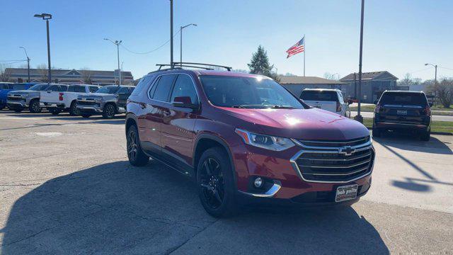 used 2021 Chevrolet Traverse car, priced at $25,300