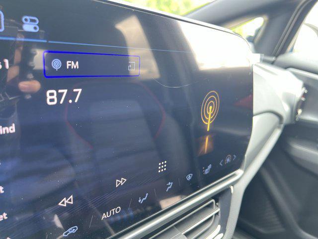 new 2025 Chevrolet Equinox EV car, priced at $45,090