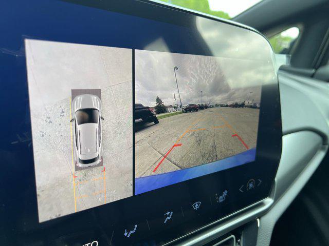 new 2025 Chevrolet Equinox EV car, priced at $45,090