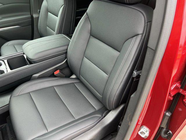 new 2025 Chevrolet Traverse car, priced at $46,555
