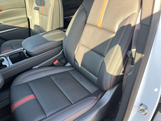 new 2026 Chevrolet Traverse car, priced at $60,215
