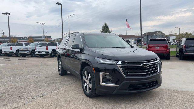 used 2022 Chevrolet Traverse car, priced at $27,800