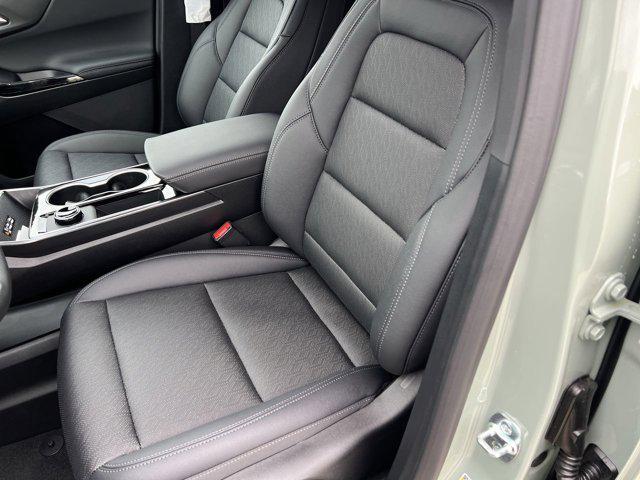 new 2026 Chevrolet Equinox car, priced at $35,400