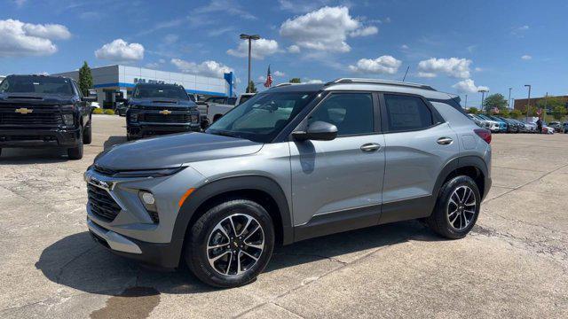 new 2025 Chevrolet TrailBlazer car, priced at $25,990