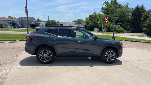 new 2025 Chevrolet Trax car, priced at $24,955
