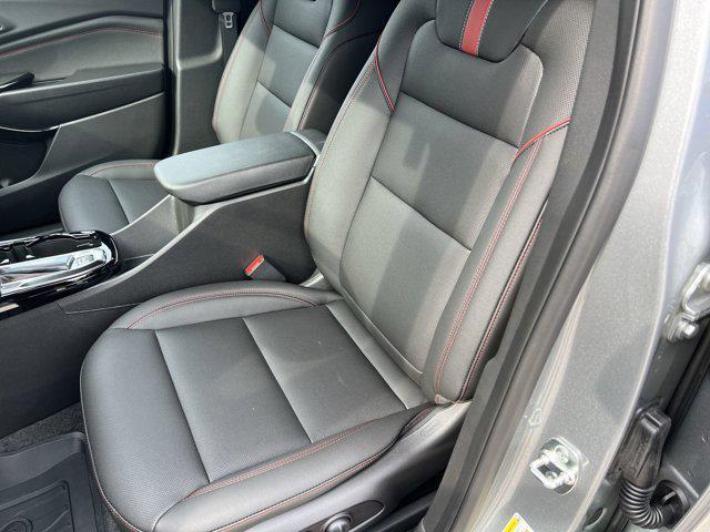 new 2025 Chevrolet Trax car, priced at $27,850