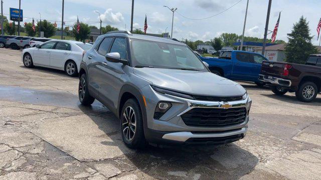 new 2025 Chevrolet TrailBlazer car, priced at $26,835