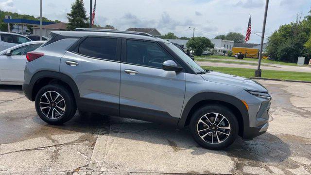 new 2025 Chevrolet TrailBlazer car, priced at $26,835