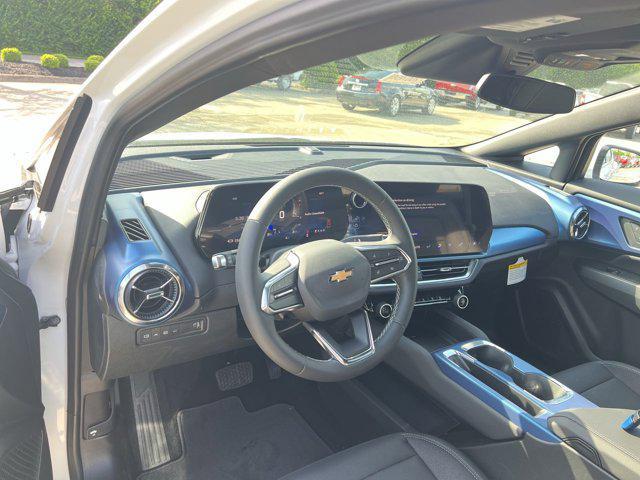 new 2025 Chevrolet Equinox EV car, priced at $43,590