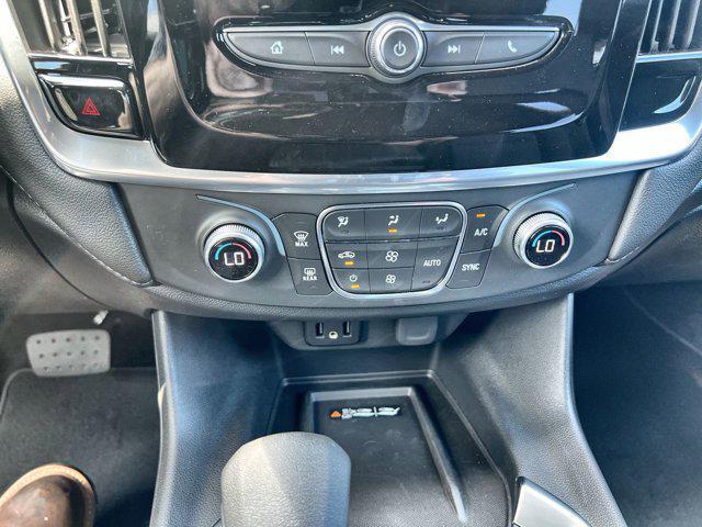 used 2022 Chevrolet Traverse car, priced at $27,630