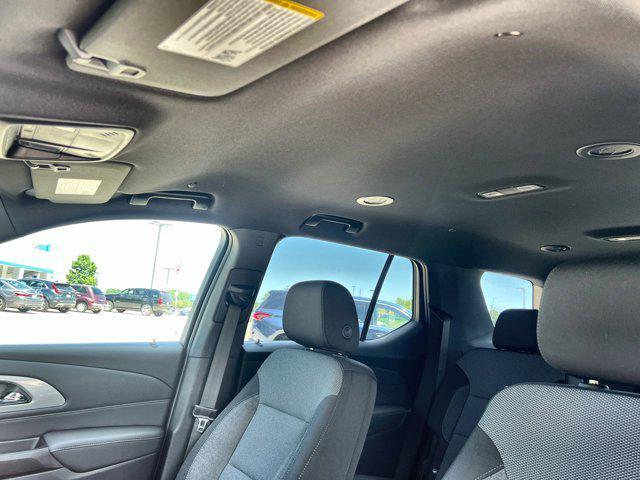 used 2022 Chevrolet Traverse car, priced at $27,630