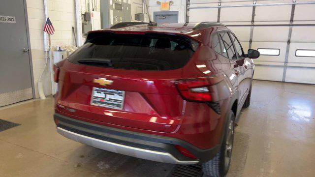 new 2025 Chevrolet Trax car, priced at $25,235