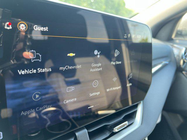 new 2026 Chevrolet Equinox car, priced at $30,260