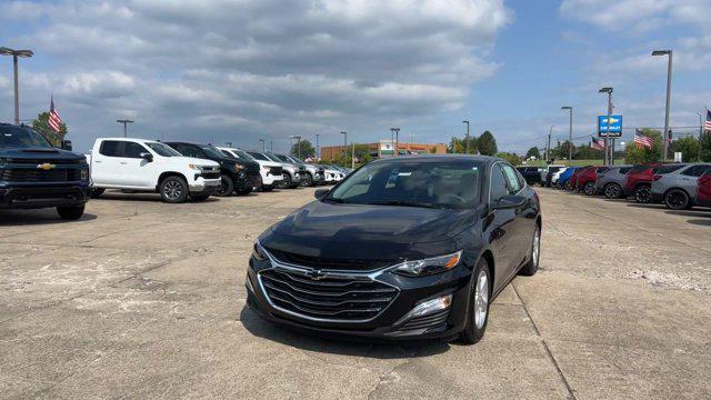 new 2025 Chevrolet Malibu car, priced at $27,685