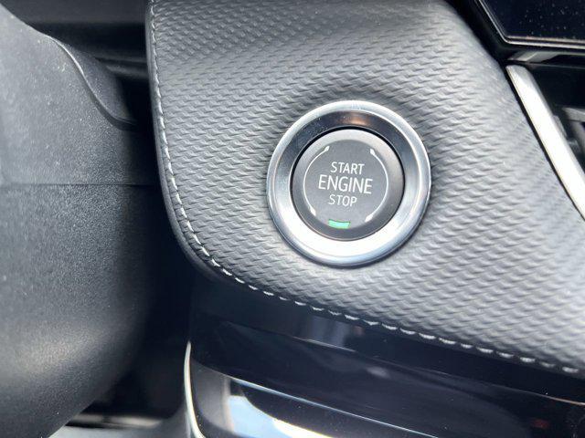 new 2026 Chevrolet Equinox car, priced at $32,990