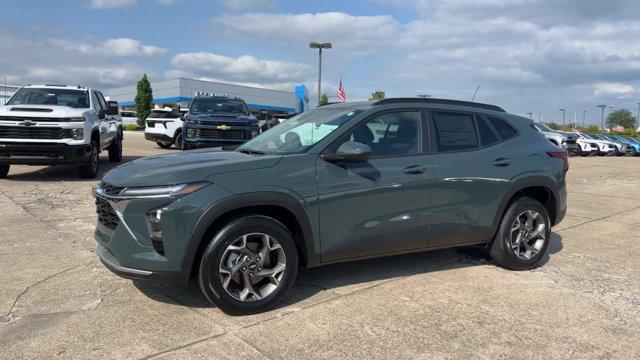 new 2025 Chevrolet Trax car, priced at $24,985