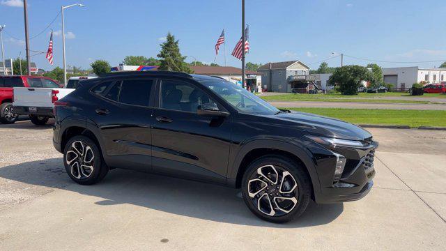 new 2025 Chevrolet Trax car, priced at $26,940