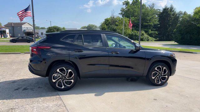 new 2025 Chevrolet Trax car, priced at $26,940