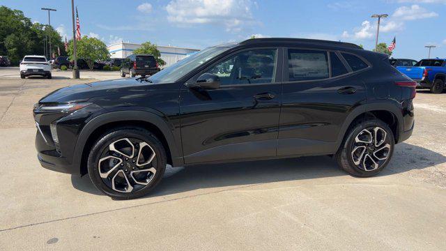 new 2025 Chevrolet Trax car, priced at $26,940