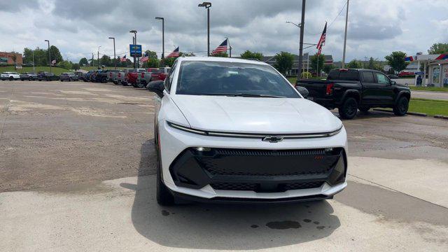 new 2025 Chevrolet Equinox EV car, priced at $46,085