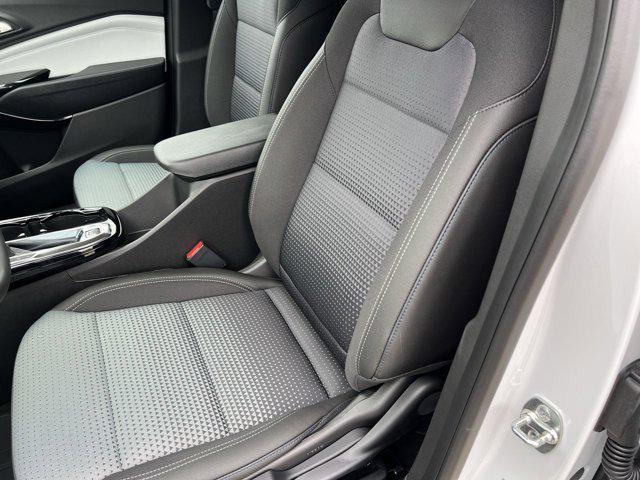 new 2025 Chevrolet Trax car, priced at $24,955