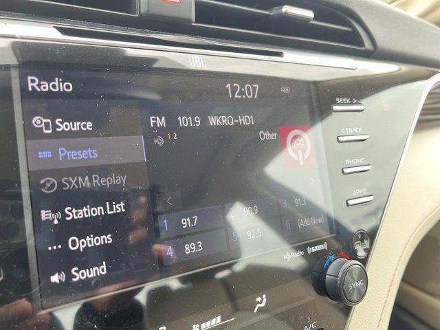 used 2018 Toyota Camry Hybrid car, priced at $21,100