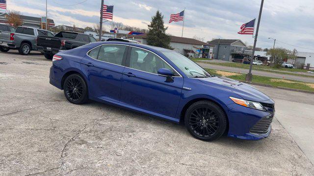 used 2018 Toyota Camry Hybrid car, priced at $21,100