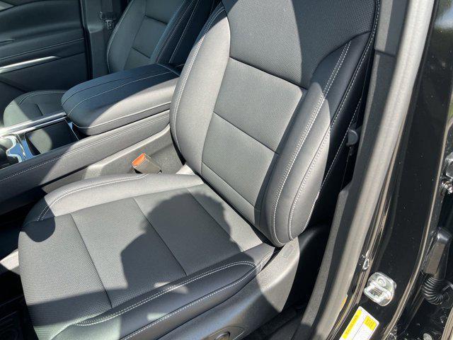 new 2026 Chevrolet Traverse car, priced at $44,120