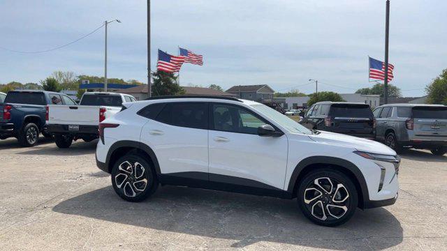 new 2025 Chevrolet Trax car, priced at $26,190