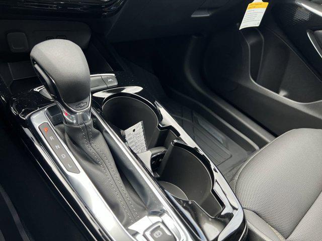 new 2025 Chevrolet Trax car, priced at $26,940