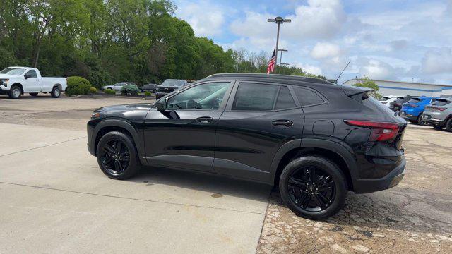 new 2025 Chevrolet Trax car, priced at $26,940