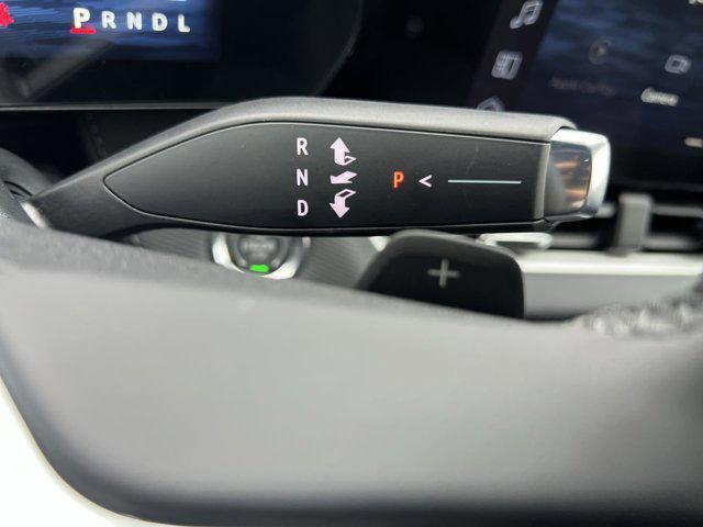 new 2026 Chevrolet Equinox car, priced at $31,440