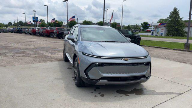 new 2025 Chevrolet Equinox EV car, priced at $43,940