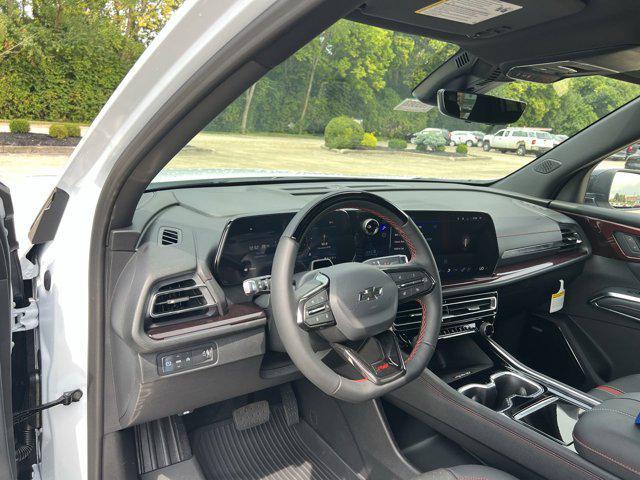 new 2026 Chevrolet Traverse car, priced at $60,215