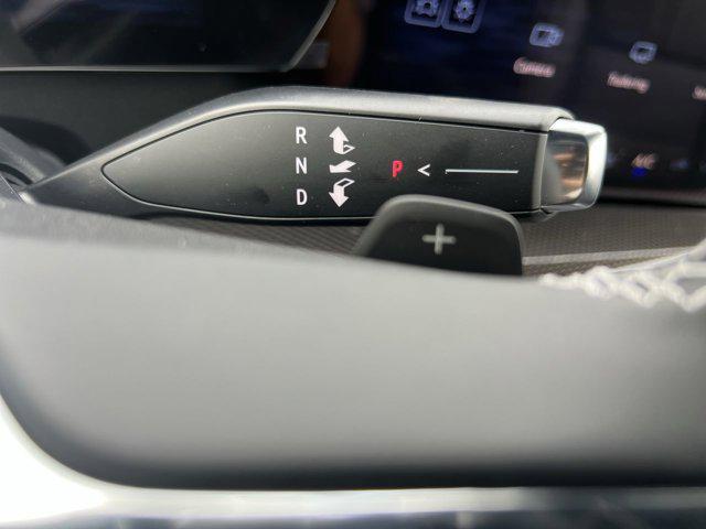 new 2026 Chevrolet Traverse car, priced at $58,415