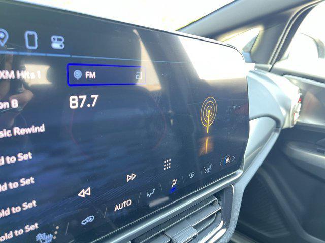 new 2025 Chevrolet Equinox EV car, priced at $45,090