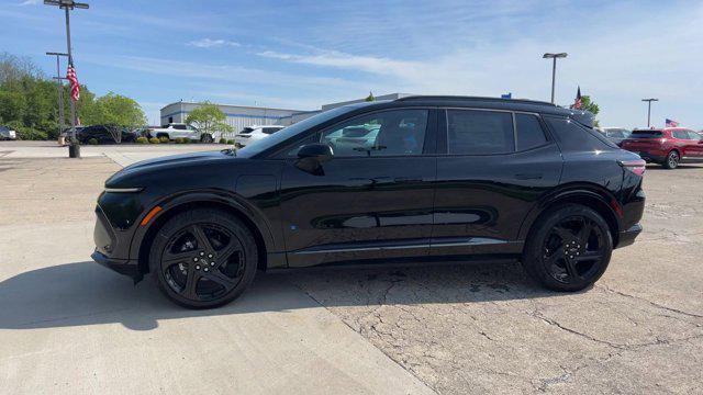 new 2025 Chevrolet Equinox EV car, priced at $45,090