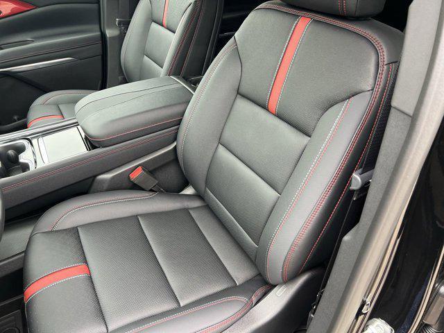 new 2025 Chevrolet Traverse car, priced at $55,945