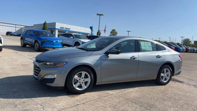 new 2025 Chevrolet Malibu car, priced at $27,495