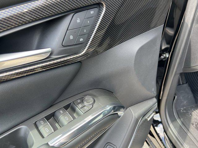 new 2025 Chevrolet Traverse car, priced at $55,545