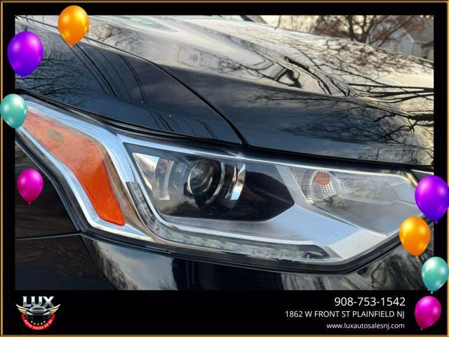 used 2020 Chevrolet Traverse car, priced at $15,900