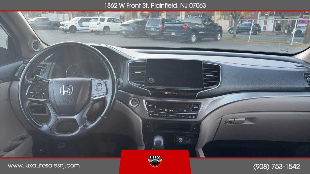 used 2020 Honda Pilot car, priced at $17,900